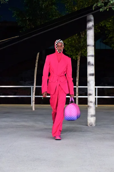 Look 122